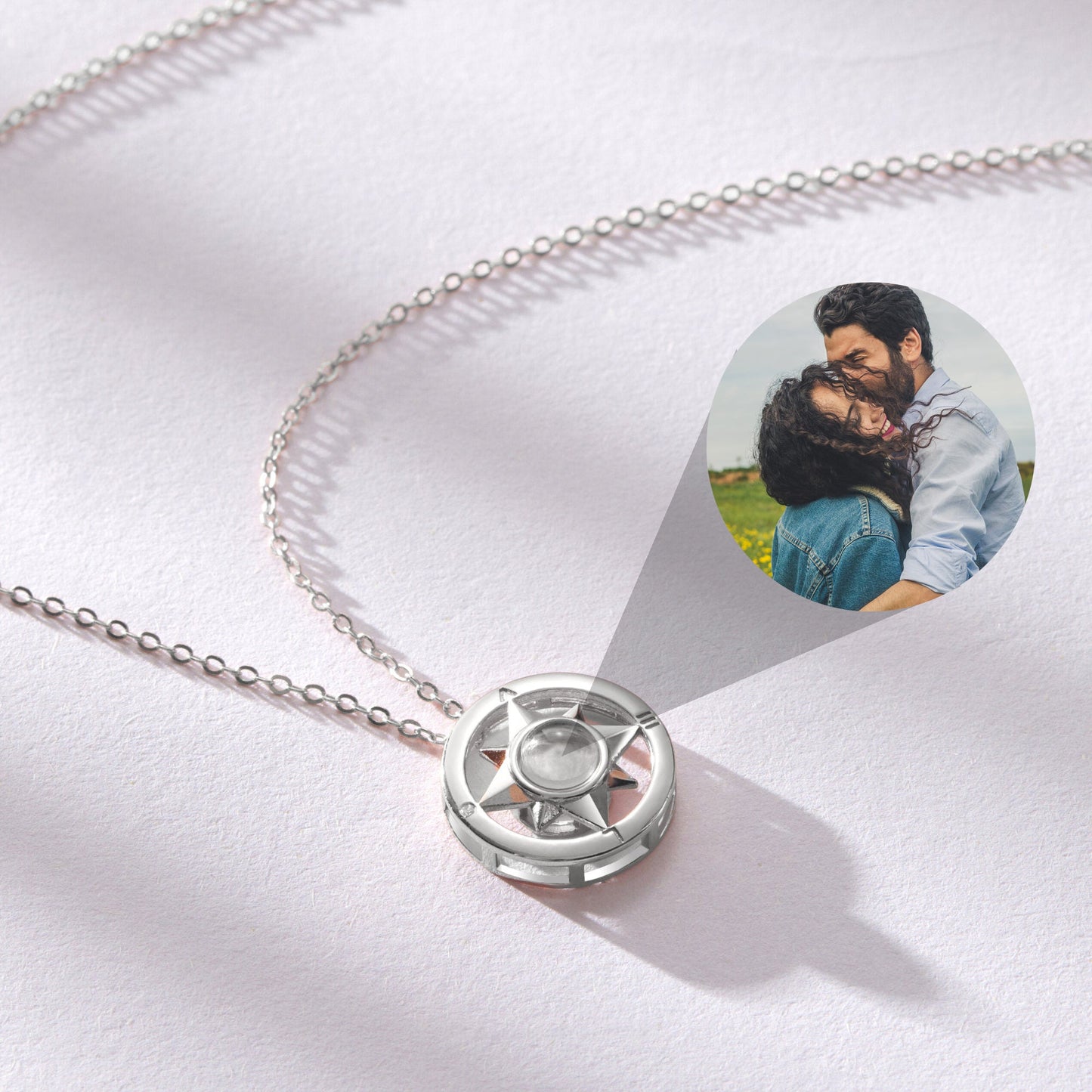 Collana con proiezione di bussola personalizzata, ciondolo con foto commemorativa personalizzata