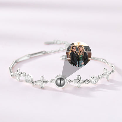 Pulsera de proyección de trébol de cuatro hojas personalizada, Colgante personalizado con foto conmemorativa