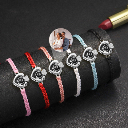 Bracelet personnalisé avec projection de photo en forme de coeur et corde tressée