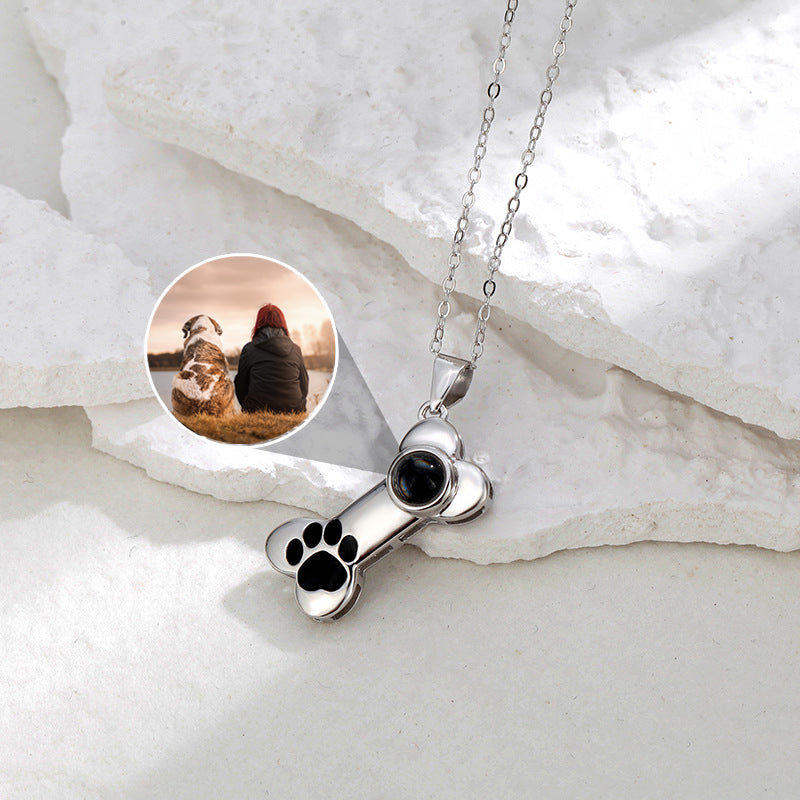 Collier d'os de chien avec projection de photo personnalisée