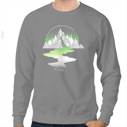 Aromantische Bergfluss Sweatshirt door @Silviaro