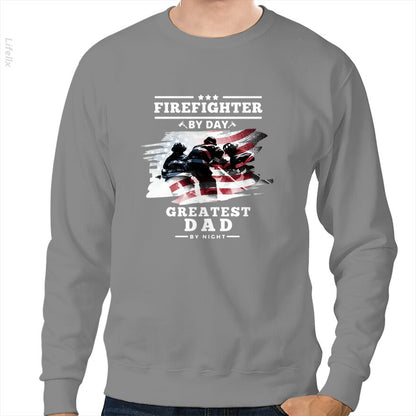 Feuerwehrmann am Tag, bester Vater in der Nacht Sweatshirt von @Harold