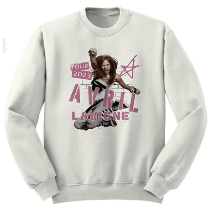 Vintage Tour 2003 van Avril Lavigne Sweatshirt door @Harold