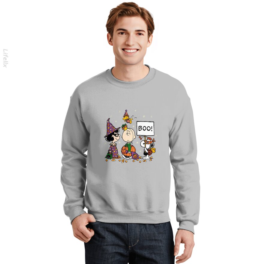 Retro Snoopy Halloween Sweatshirt By @Silviaro