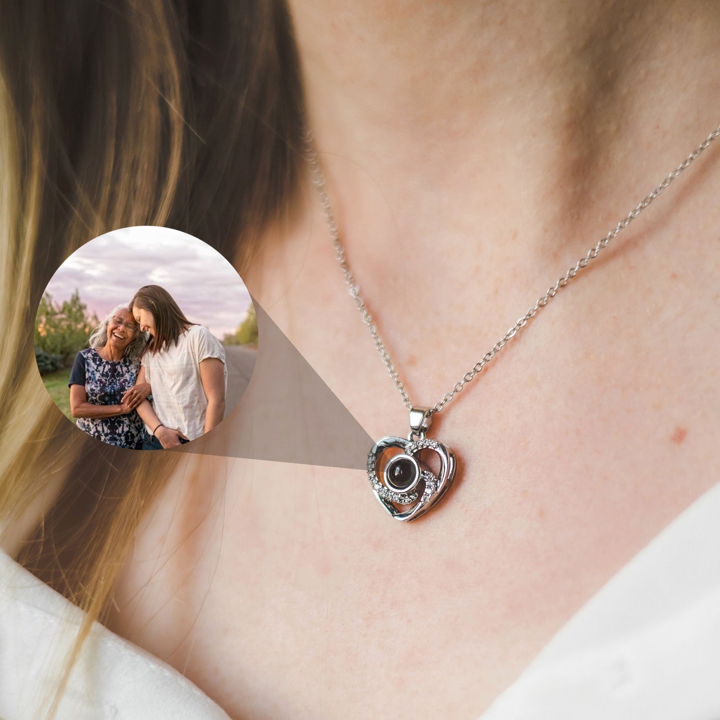 Collana personalizzata con proiezione di foto di cuori d'amore, collana personalizzata con immagini di innamorati