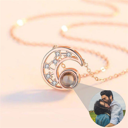 Collana con proiezione di foto personalizzata, collana con luna e stelle